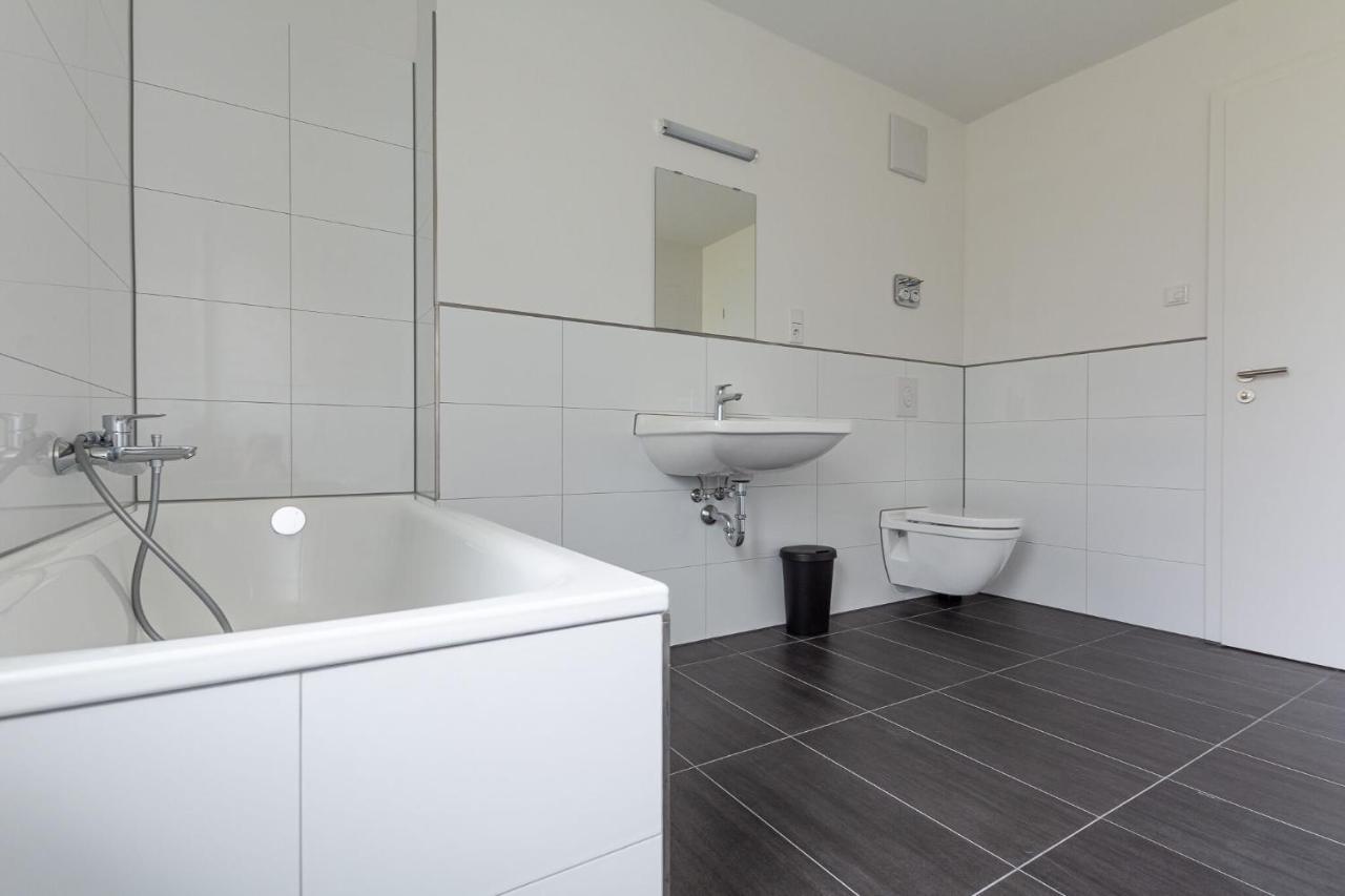 T&K Apartments - Bergisch Gladbach - 3 Comfortable Apartments - 18 Min To Fair Messe Cologne Exteriör bild